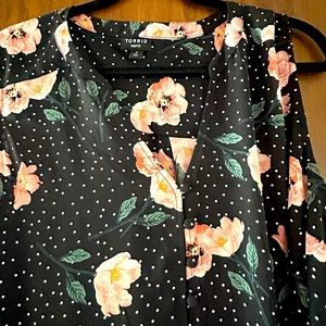 Torrid Size 2 dress Blouse